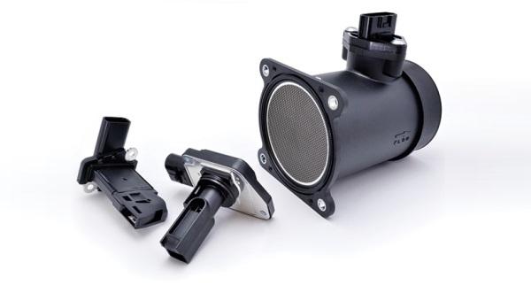 アストロファージ Amazon.com: Hitachi MAF5067 Mass Air Flow Sensor : Automotive